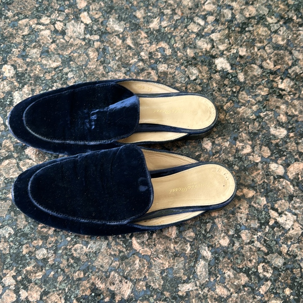 Used woman’s suede Giavanti Rossi suede navy slides - Picture 5 of 6